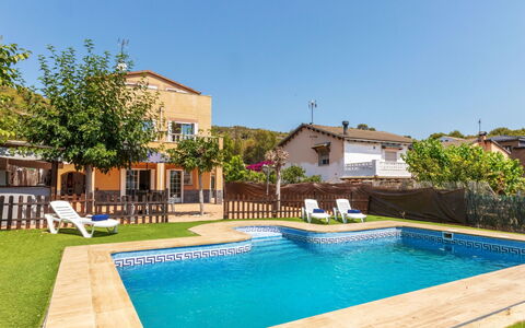 Anchoa: Swimming Pool, Garden, Fence, Backyard, Landscaping, Estate, Lawn, Yard, Shade, Farmhouse