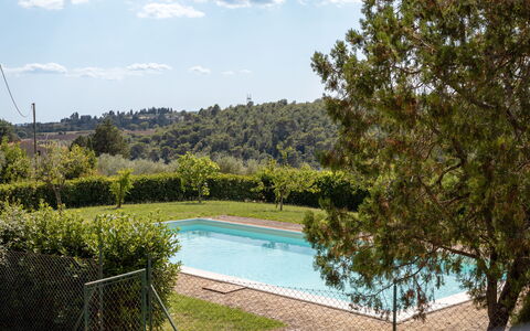 Il Melograno Apartament: Swimming Pool, Resort, Shade, Outdoor Furniture, Garden, Eco Hotel, Landscaping, Backyard, Hacienda, Thermae