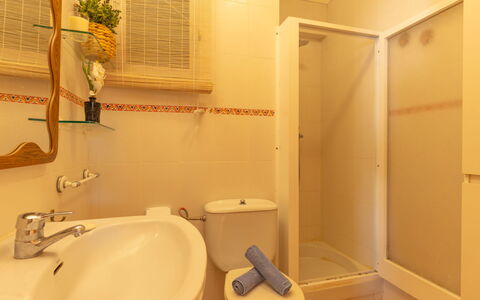 La Naranja: Bathroom Sink, Interior Design, Plumbing Fixture, Wall, Flooring, Floor, Wood, Sink, Bathroom, Room