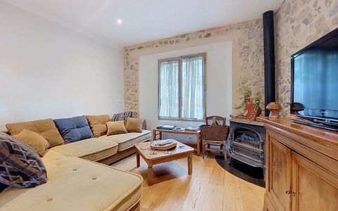Maison de Village Manolsi: Furniture, Interior Design, Flooring, Wall, Couch, Floor, Wood, Ceiling, Room, Living Room