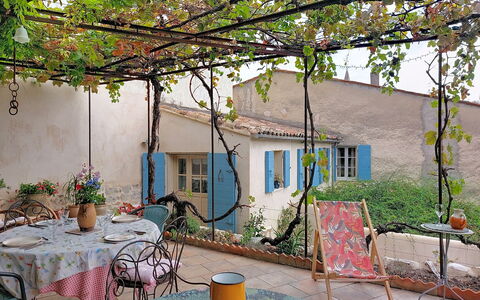 Maison de Village Manolsi: Furniture, Flowerpot, Chair, Table, Outdoor Furniture, Houseplant, Outdoor Table, Shade, Garden