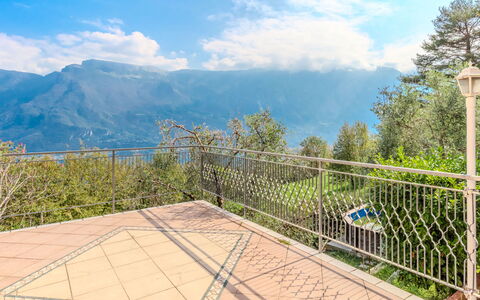 Casa Panoramica: Mountainous Landforms, Mountain, Hill, Mountain Range, Highland, Hill Station, Ridge, Fence, Valley, Handrail