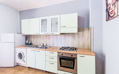 Le Fonti Terrazza: Major Appliance, Wood, Flooring, Kitchen, Kitchen Appliance, Floor, Interior Design, Cabinetry, Furniture, Room