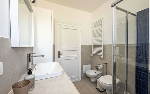 A Casa di Ara: Flooring, Interior Design, Floor, Plumbing Fixture, Ceiling, Bathroom, Room, Sink, Tap, Lighting