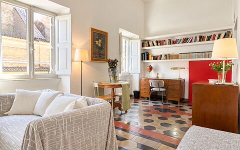 Appartamento Chiavari, Roma: Furniture, Interior Design, Flooring, Wall, Floor, Wood, Couch, Living Room, Ceiling, Room