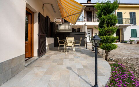 Nada: Furniture, Interior Design, Flooring, Ceiling, Floor, Chair, Room, Lighting, Table, Kitchen & Dining Room Table