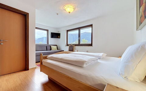 Gästehaus Kurz: Flooring, Bedroom, Bedding, Bed, Bed Frame, Linens, Bed Sheet, Hardwood, Mattress, Wood Flooring