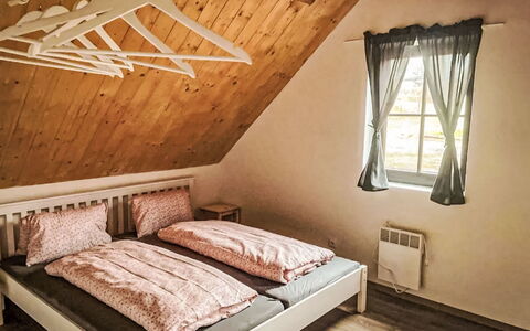 Donut Retreat 2: Flooring, Bedroom, Bedding, Bed, Bed Frame, Linens, Bed Sheet, Hardwood, Mattress, Wood Flooring