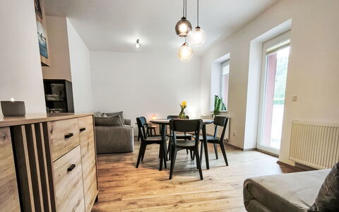 Aneta: Flooring, Bedroom, Bedding, Bed, Bed Frame, Linens, Bed Sheet, Hardwood, Mattress, Wood Flooring