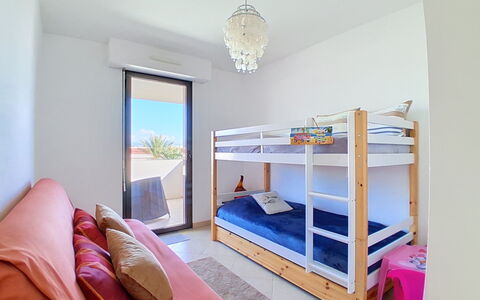 Le Royal Cap: Wood, Bedroom, Interior Design, Floor, Bed, Flooring, Apartment, Furniture, Room, Home