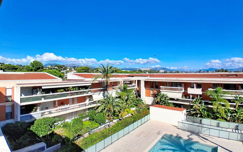 Le Royal Cap: Swimming Pool, Residential Area, Resort, Apartment, Eco Hotel, Hacienda, Estate, Shade, Hotel