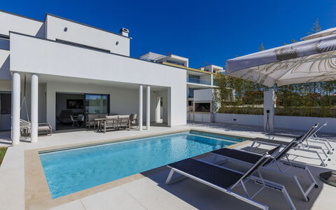 Level 4: Swimming Pool, Architecture, Residential Area, Home, Composite Material, Apartment, Shade, Estate, Concrete, Villa