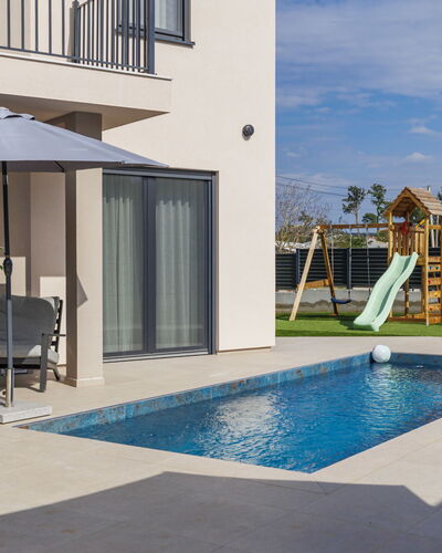 Veronica: Swimming Pool, Residential Area, Home, Composite Material, Resort, Estate, Outdoor Furniture, Leisure, Villa, Eco Hotel