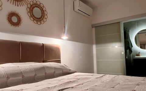 Grandpa Pouls Heritage, Heated Pool: Bed, Bedroom, Furniture, Bedding, Interior Design, Bed Sheet, Wall, Wood, Ceiling, Floor