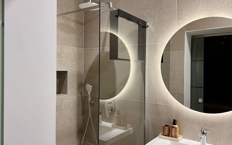 Grandpa Pouls Heritage, Heated Pool: Plumbing Fixture, Interior Design, Mirror, Bathroom, Plumbing, Flooring, Lighting, Light Fixture, Floor, Tap
