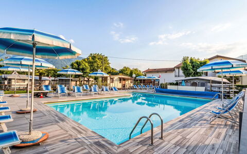 Carla: Resort, Swimming Pool, Umbrella, Leisure, Outdoor Furniture, Shade, Resort Town, Sunlounger, Hotel, Eco Hotel