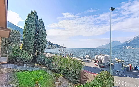 Casa al Lago: Mountainous Landforms, Mountain, Hill, Mountain Range, Coastal And Oceanic Landforms, Hill Station, Coast, Sea, Ridge, Family Car