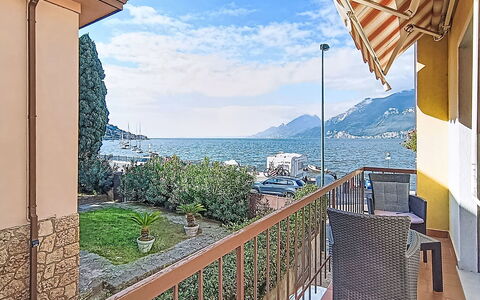 Casa al Lago: Coastal And Oceanic Landforms, Coast, Sea, Balcony, Shore, Sound, Bay, Resort, Porch, Resort Town