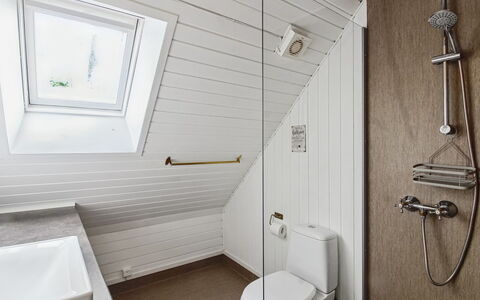 Terttu - 30Km from the Sea: Plumbing Fixture, Ceiling, Flooring, Floor, Bathroom, Plumbing, Light Fixture, Toilet, Attic, Tap