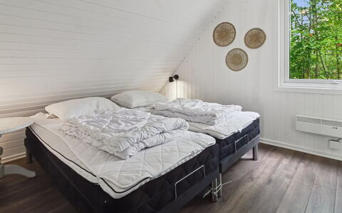 Terttu - 30Km from the Sea: Wood, Bedroom, Interior Design, Floor, Ceiling, Furniture, Flooring, Home, Bed, Bedding