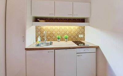 Accommodation:&nbsp;Kreuzblume 648.6