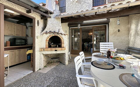 La Placette: Apartment, Resort, Swimming Pool, Condominium, Balcony, Hotel, Eco Hotel, Villa, Houseplant