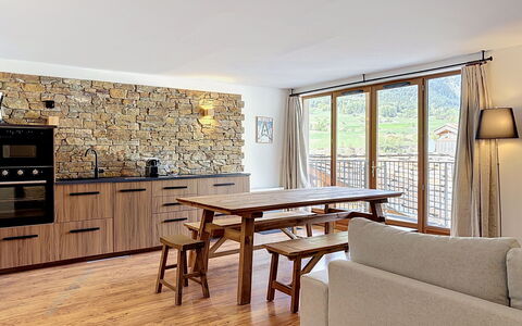 Terrasses de Termignon: Apartment, Resort, Swimming Pool, Condominium, Balcony, Hotel, Eco Hotel, Villa, Houseplant