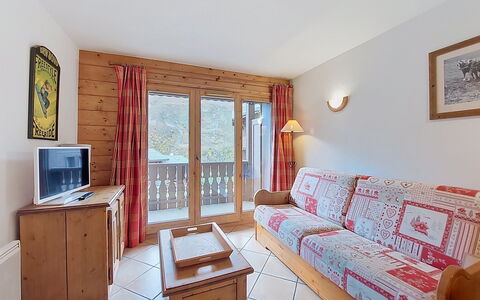Le Hameau des Airelles: Apartment, Resort, Swimming Pool, Condominium, Balcony, Hotel, Eco Hotel, Villa, Houseplant