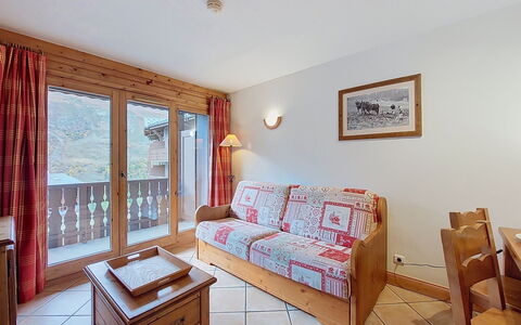 Le Hameau des Airelles: Apartment, Resort, Swimming Pool, Condominium, Balcony, Hotel, Eco Hotel, Villa, Houseplant