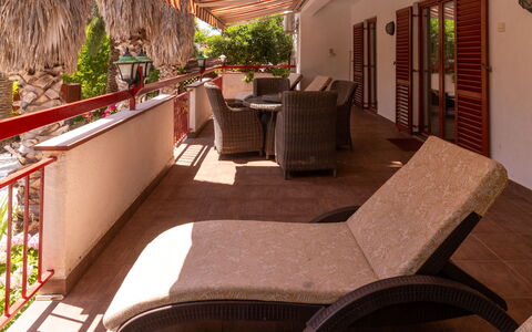 Botanica: Apartment, Resort, Swimming Pool, Condominium, Balcony, Hotel, Eco Hotel, Villa, Houseplant
