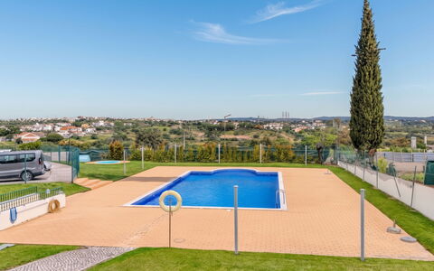 Joaninha: Blue, Swimming Pool, Landscaping, Artificial Turf, Fence, Leisure Centre