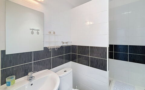 Stango: Plumbing Fixture, Flooring, Bathroom, Floor, Interior Design, Sink, Bathroom Sink, Plumbing, Tap, Tile