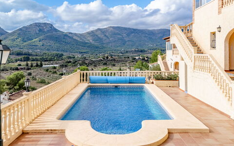 Vista Xalo: Swimming Pool, Mountainous Landforms, Mountain, Hill, Mountain Range, Resort, Estate, Hacienda, Leisure, Thermae