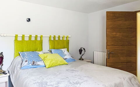 La Cabrette: Bed, Furniture, Bedding, Bedroom, Bed Sheet, Interior Design, Linens, Wood, Textile, Flooring