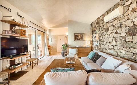 Villa Ananda 8: Furniture, Couch, Wall, Interior Design, Wood, Flooring, Living Room, Ceiling, Home, Floor