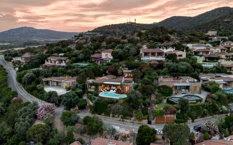 Villa Ananda 8: Landscape, Hill, Eco Hotel, Resort, Village, Mountain Village, Resort Town, Villa