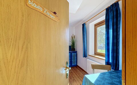 Ferienhaus Huber: Wood, Flooring, Floor, Room, Wood Stain, Ceiling, Hardwood, Varnish, Plywood, Paint