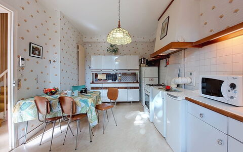 Saint Alexandre: Interior Design, Flooring, Wood, Ceiling, Floor, Kitchen, Room, Major Appliance, Lighting, Light Fixture