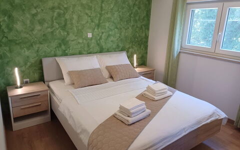 Martina: Furniture, Bed, Interior Design, Wall, Bedroom, Floor, Flooring, Wood, Room, Bed Sheet