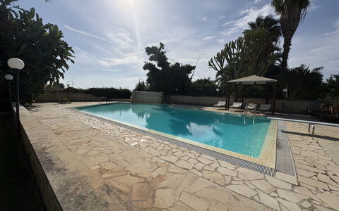 Villa le Palme, Marina di Ragusa: Swimming Pool, Resort, Shade, Water Feature, Flagstone, Hacienda, Eco Hotel, Landscaping, Hotel