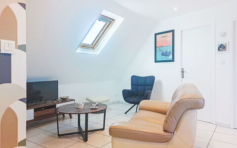 Capucine: Blue, Wood, Furniture, Home, Outdoor Furniture, Chair, Shade, Balcony, Wood Stain, Eco Hotel