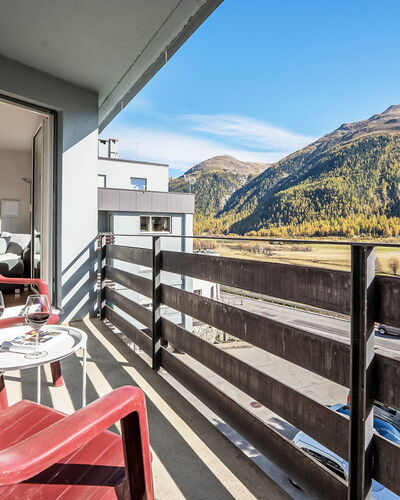 Chesa Anemona 8: Apartment, Mountain Range, Alps, Valley, Glacial Landform, Ridge, Balcony, Hotel