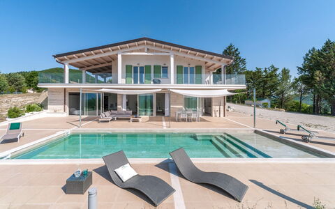 Dimora Montefalcone 8, Emma Villas: Home, Porch, Resort, Estate, Swimming Pool, Balcony, Villa, Shade, Mansion, Eco Hotel