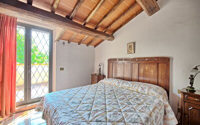 Accommodation:&nbsp;Montescalari 11