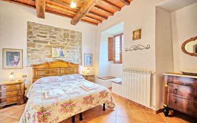 Accommodation:&nbsp;Montescalari 9