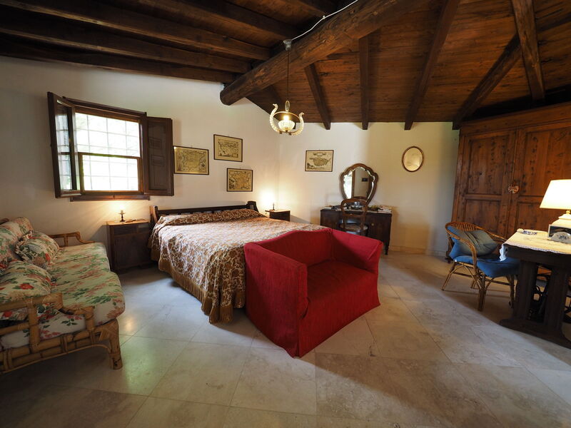Accommodation:&nbsp;Cornocchio 4