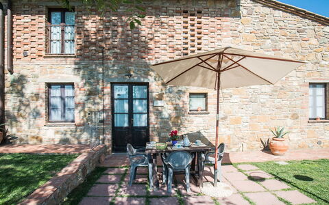 Montaione 955: Property, Building, Cottage, House, Yard, Farmhouse, Real Estate, Home, Village, Room