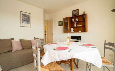 Accommodation:&nbsp;Les Jardins du Port 210.4