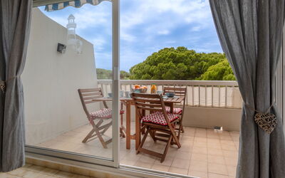 Accommodation:&nbsp;La Frégate 220.13