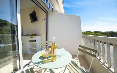 Accommodation:&nbsp;La Frégate 220.14